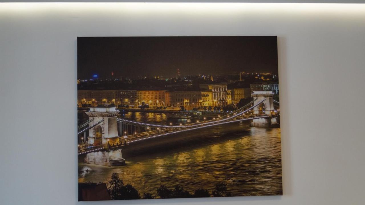 Apartment Sinko - Free Garage Parking, Central, 2 Bedrooms 4 Single Beds, Flexi Check-Out Budapest Esterno foto