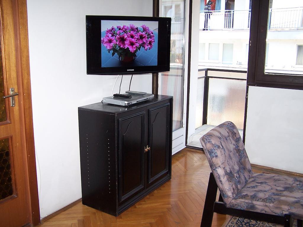 Apartment Sinko - Free Garage Parking, Central, 2 Bedrooms 4 Single Beds, Flexi Check-Out Budapest Esterno foto